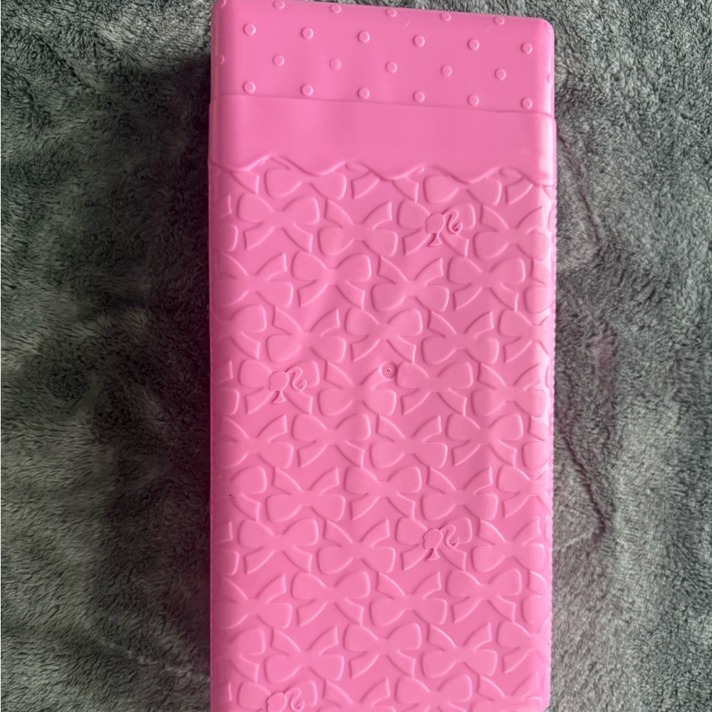 2015 Barbie Doll Dreamhouse Pink Bed